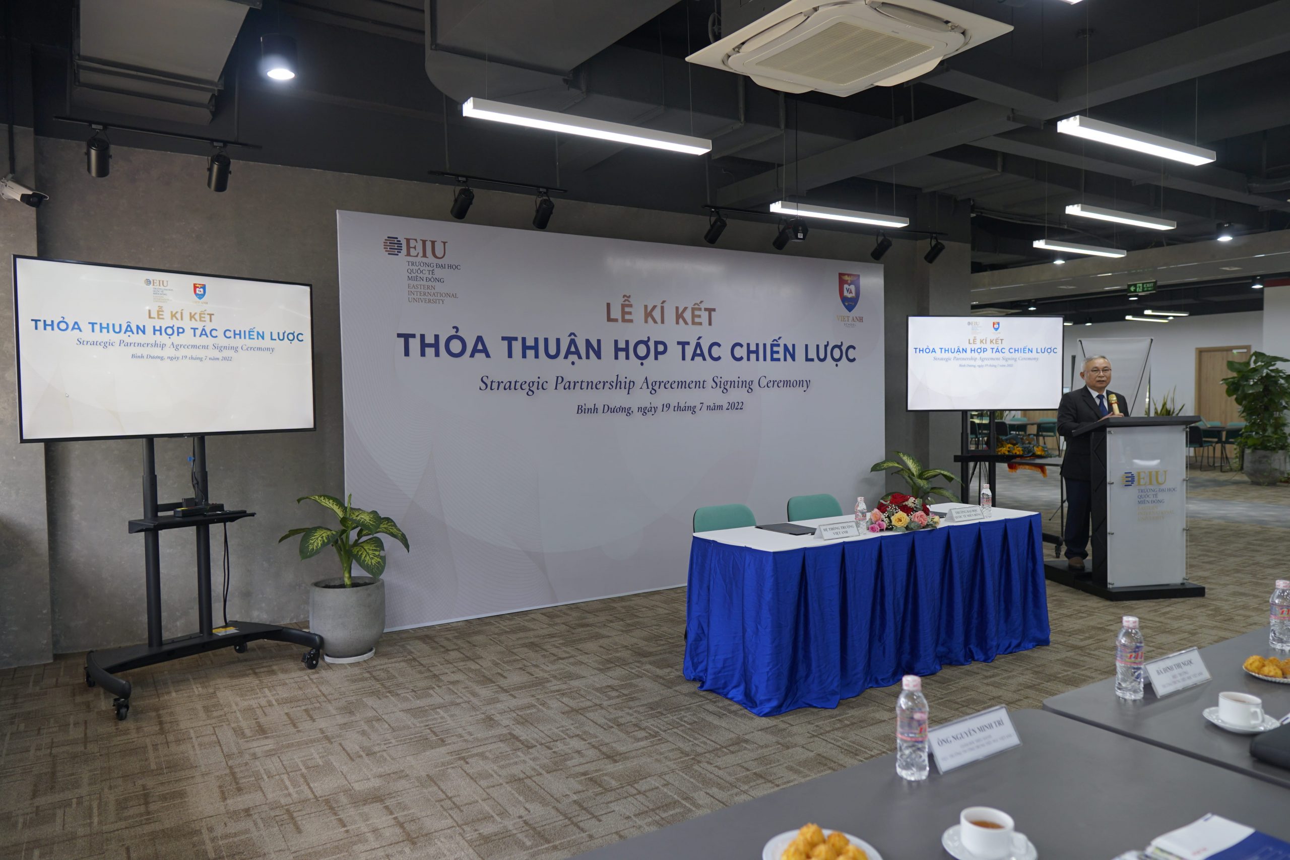 Lễ ký kết thỏa thuận hợp tác chiến lược giữa Trường Đại học Quốc tế Miền Đông (EIU) và Hệ thống Trường Việt Anh